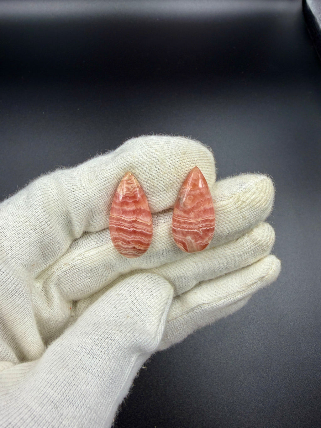 Rhodochrosite Tear-drop Shaped (Paan)