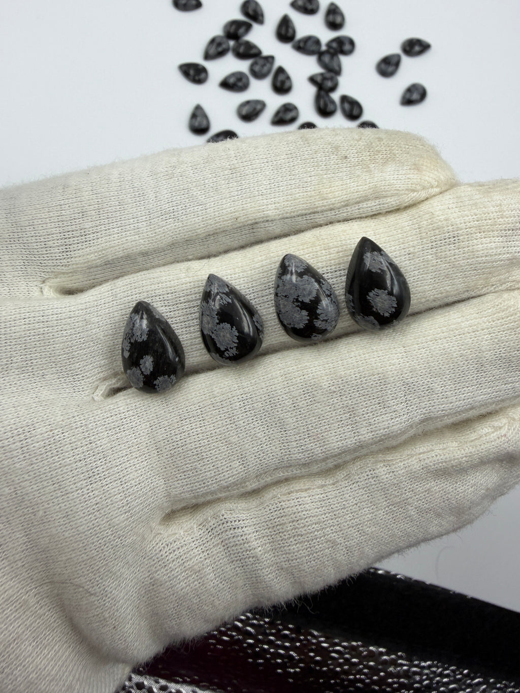 Snowflake Obsidian Gemstone, Pear, Volcanic region Stone, 15x10mm